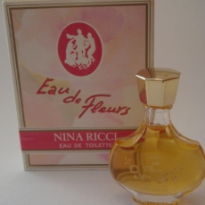Nina Ricci Eau de Fleurs Nina Ricci Eau de Fleurs